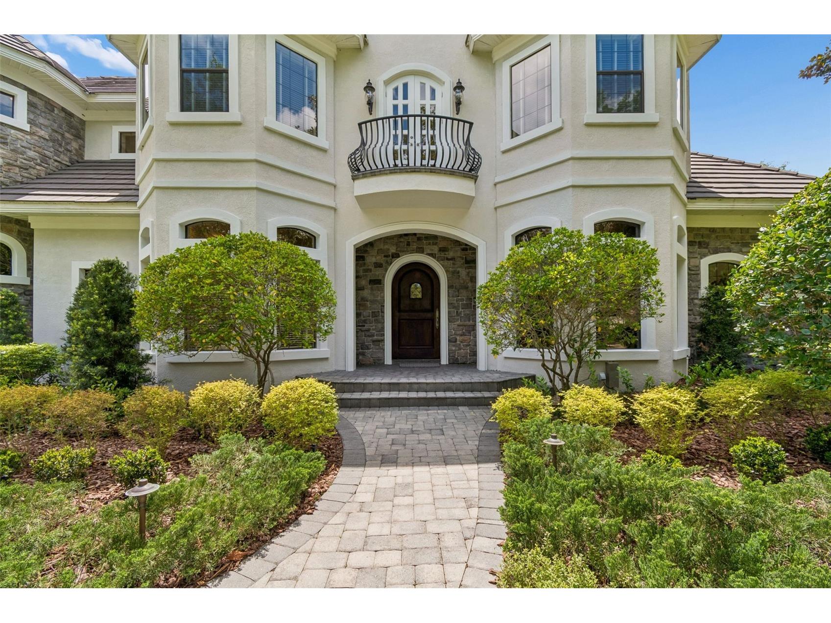 702 Berrocales De Avila Tampa FL 33613 TB8495311 image6