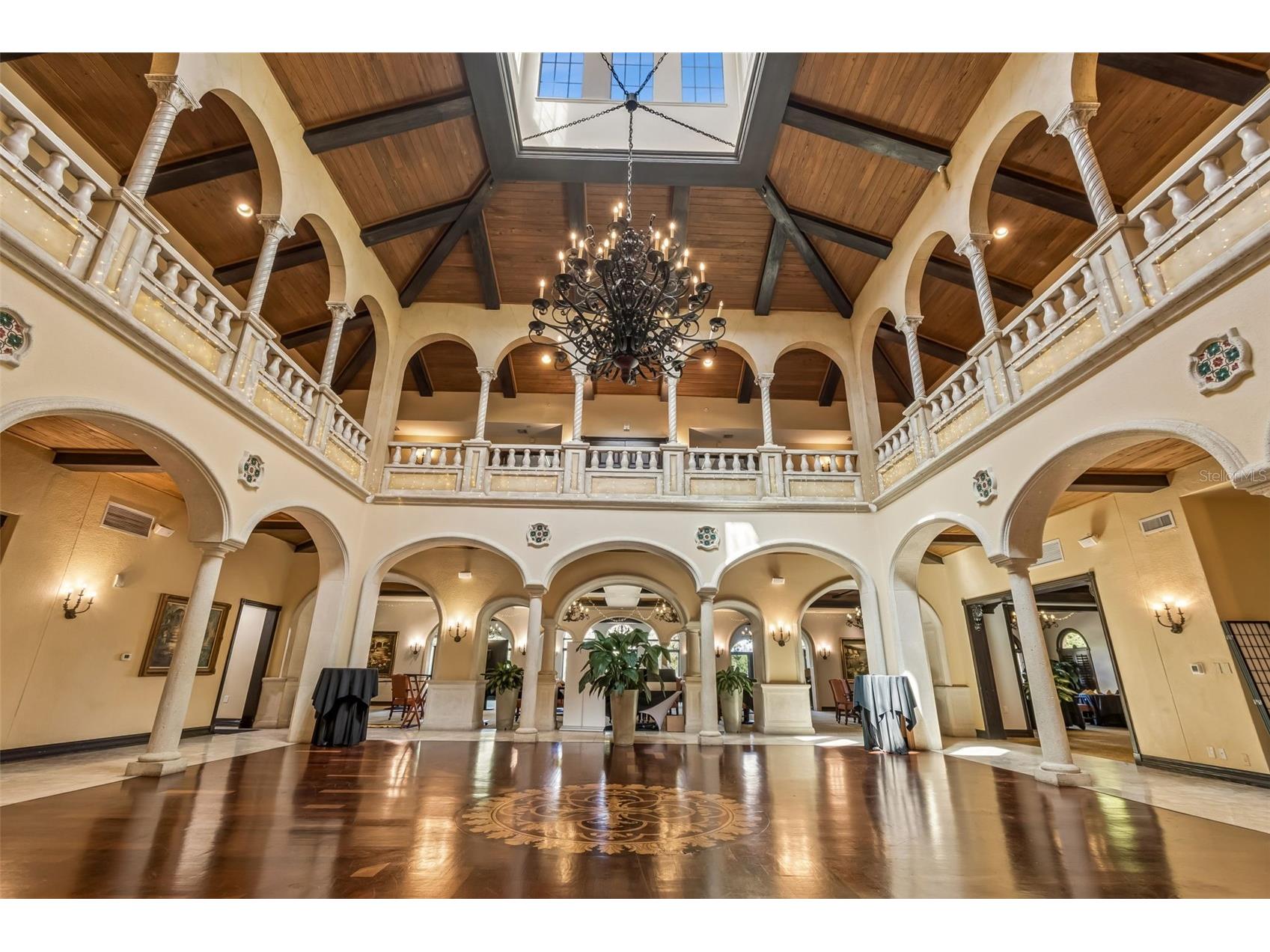 702 Berrocales De Avila Tampa FL 33613 TB8495311 image83