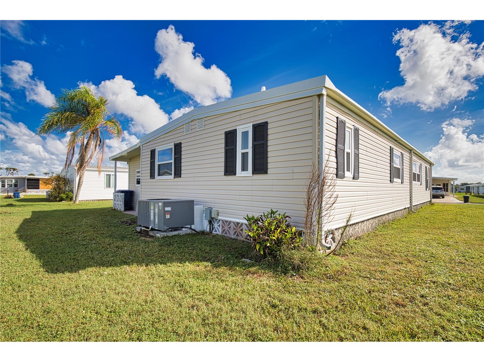 702 Blanca North Port FL 34287 TB8501209 image36