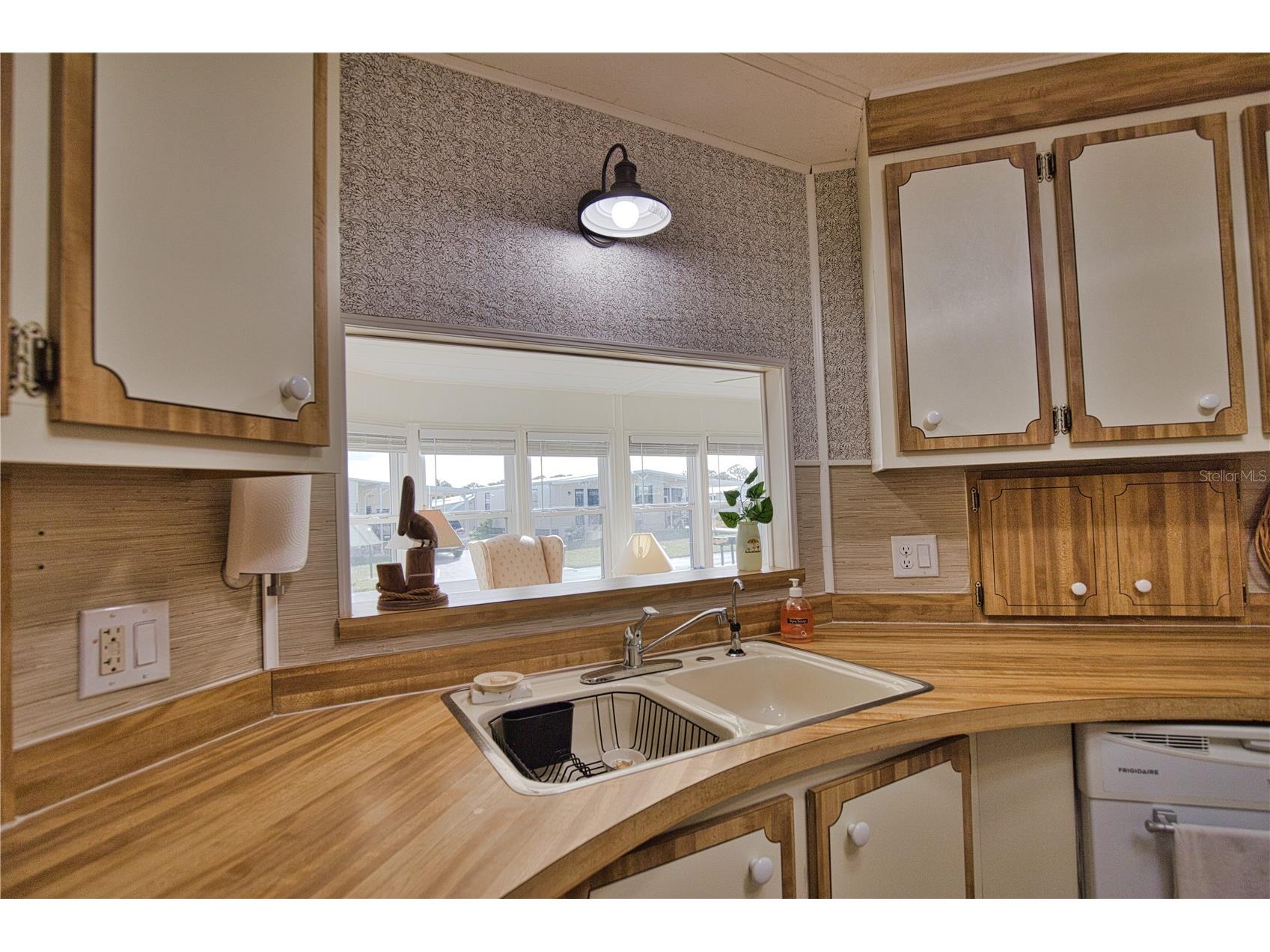702 Blanca North Port FL 34287 TB8501209 image9