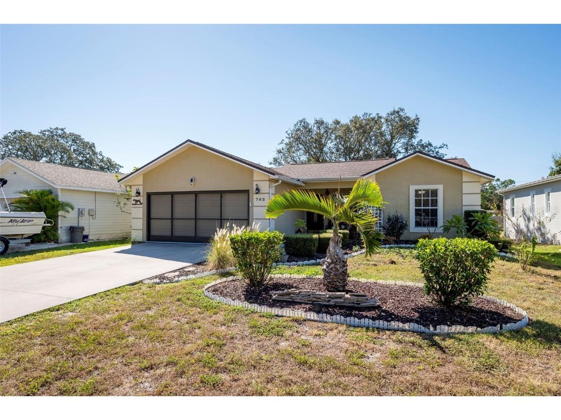 702 Boston Street Tarpon Springs FL 34689 TB8436377 image1