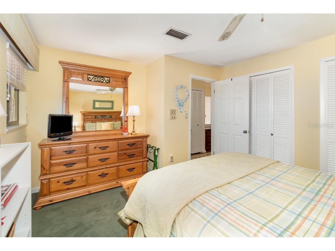 702 Clusterwood Drive Yalaha FL 34797 - LAKE HARRIS TB8359735 image27