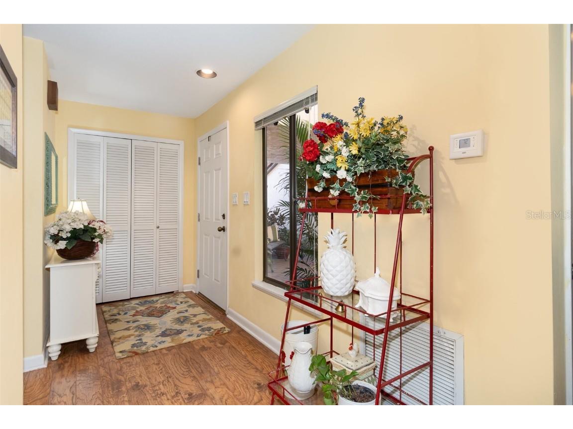 702 Clusterwood Drive Yalaha FL 34797 - LAKE HARRIS TB8359735 image4