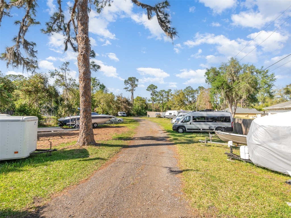 702 Clusterwood Drive Yalaha FL 34797 - LAKE HARRIS TB8359735 image41