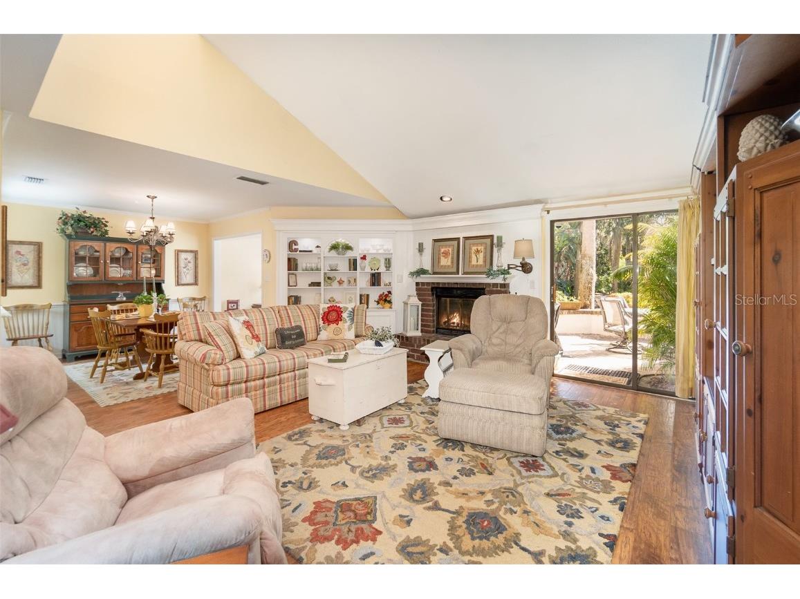 702 Clusterwood Drive Yalaha FL 34797 - LAKE HARRIS TB8359735 image6