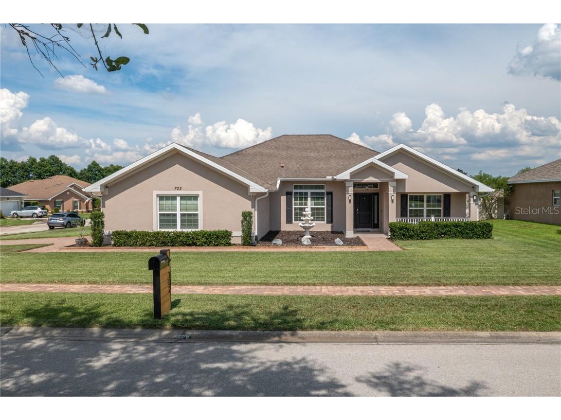 702 Country Walk Cove Eagle Lake FL 33839 L4954424 image1