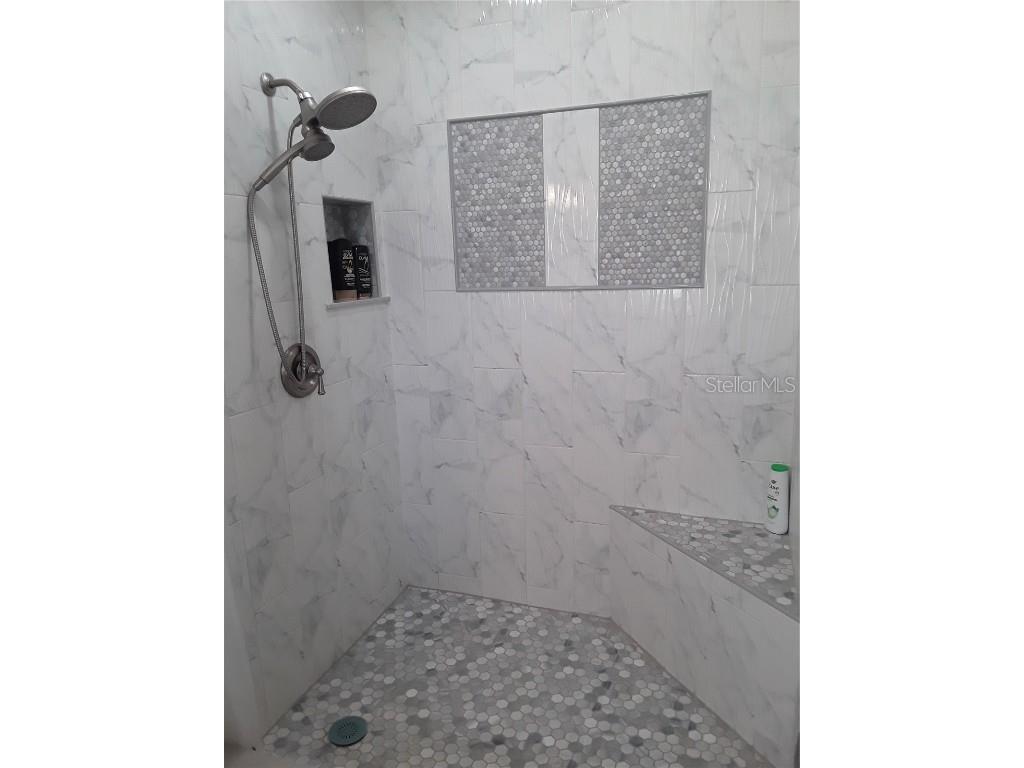 702 Cypress Place Sun City Center FL 33573 TB8401429 image10