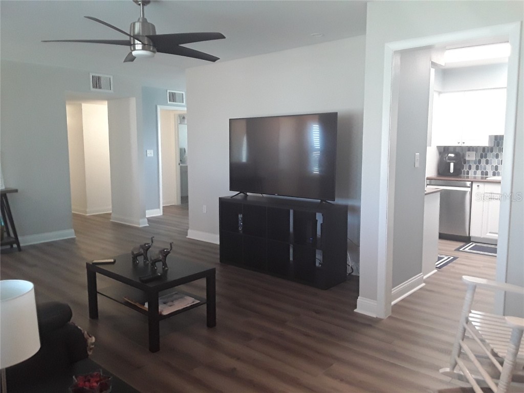 702 Cypress Place Sun City Center FL 33573 TB8401429 image38