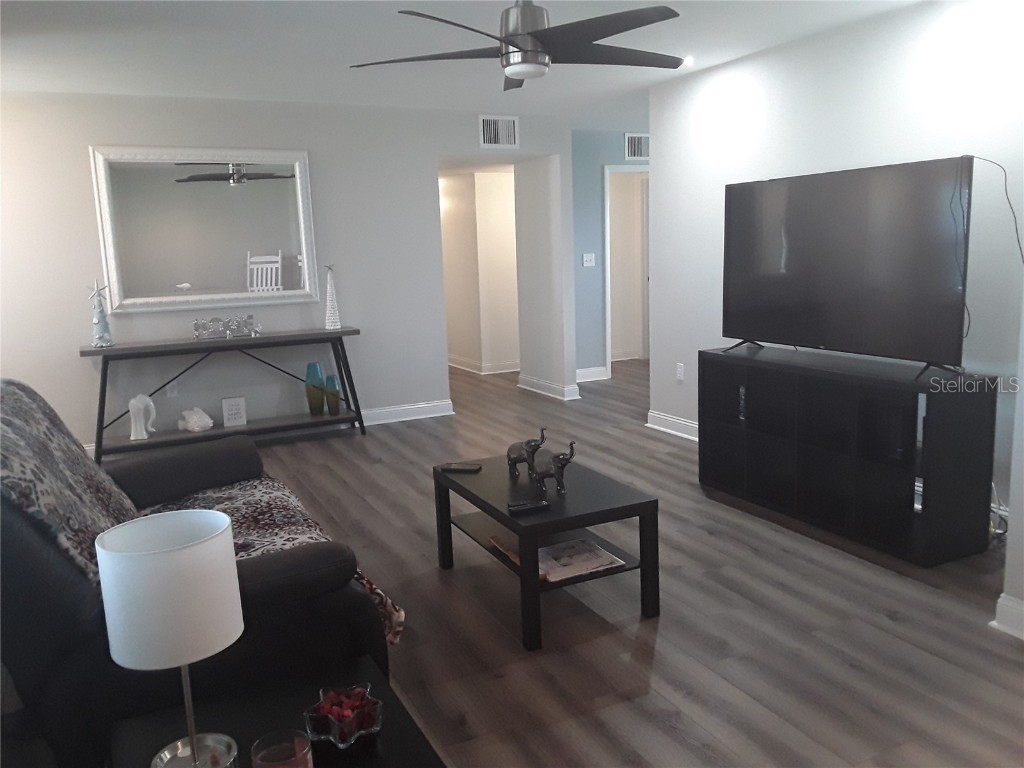 702 Cypress Place Sun City Center FL 33573 TB8401429 image39