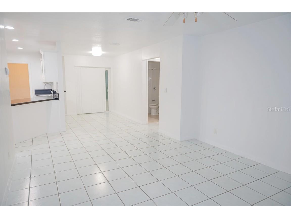 702 Del Rio Way Kissimmee FL 34758 O6347487 image9