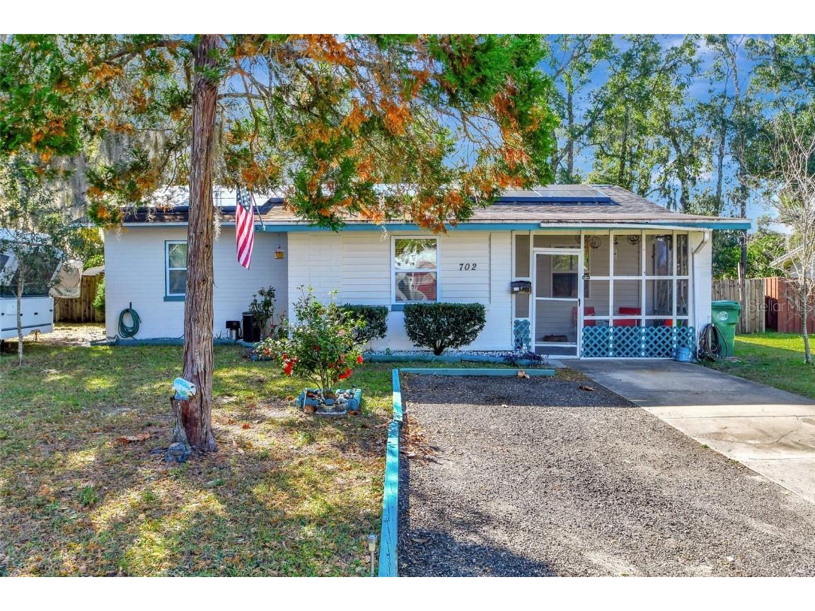 702 E Wisconsin Avenue Deland FL 32724 V4933916 image1