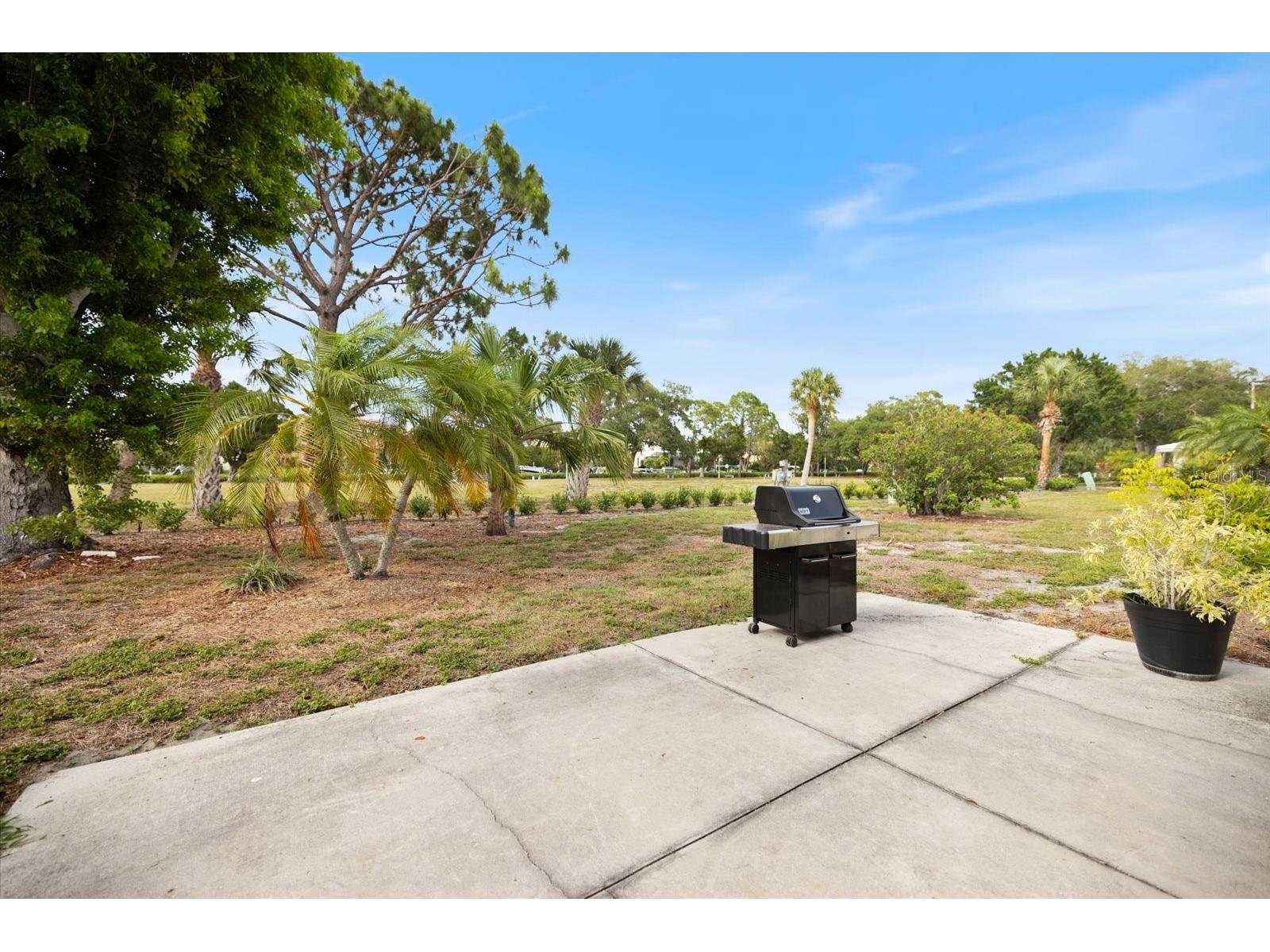 702 Fair Winds Drive #702 Nokomis FL 34275 N6144340 image33