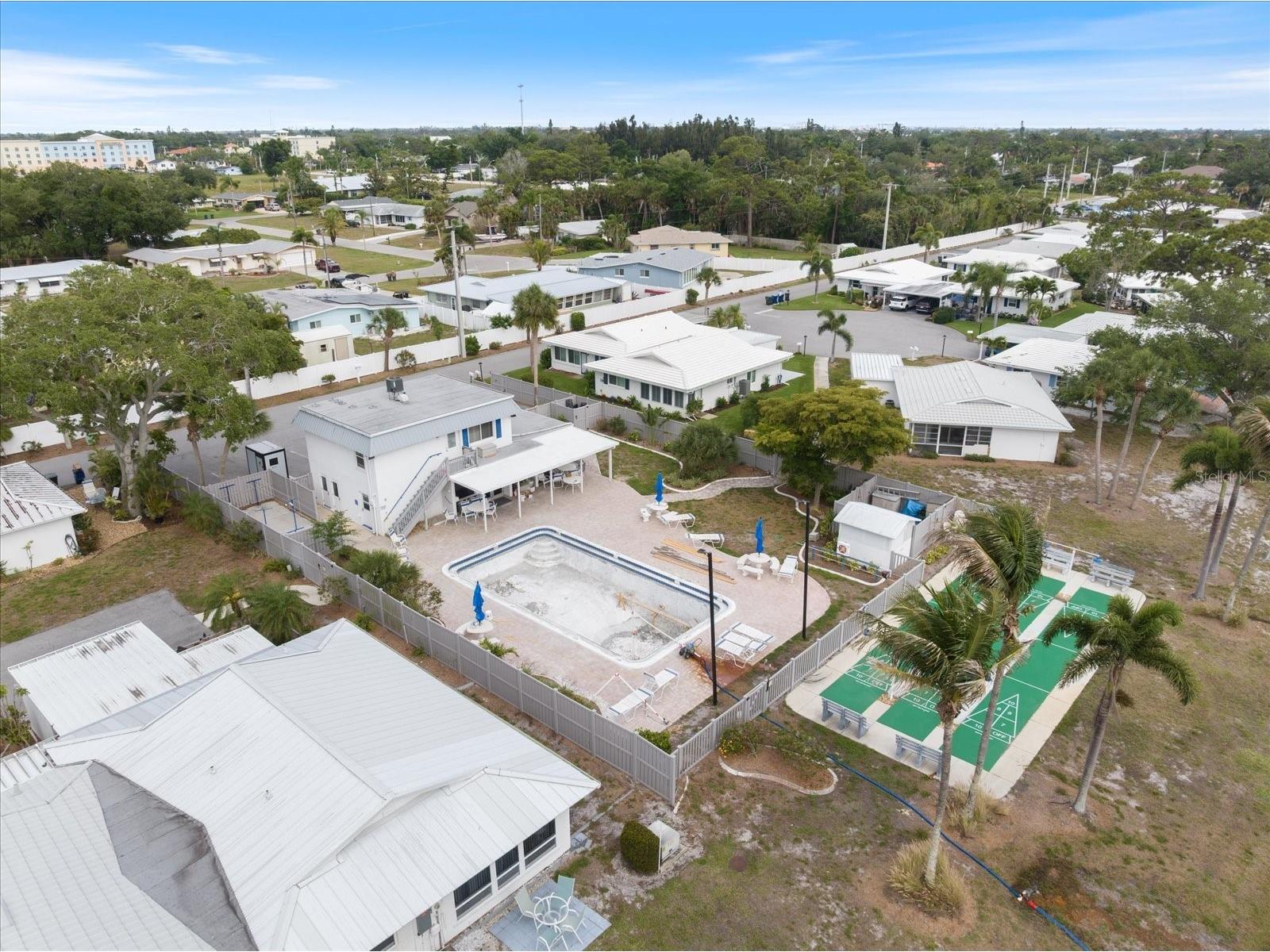 702 Fair Winds Drive #702 Nokomis FL 34275 N6144340 image38
