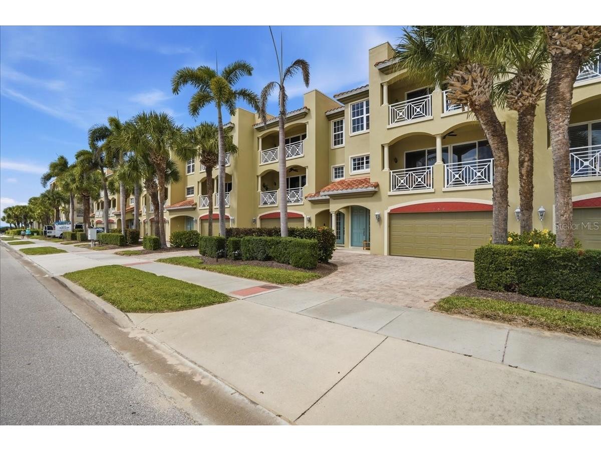 702 Granada Avenue #7 Venice FL 34285 N6143204 image2