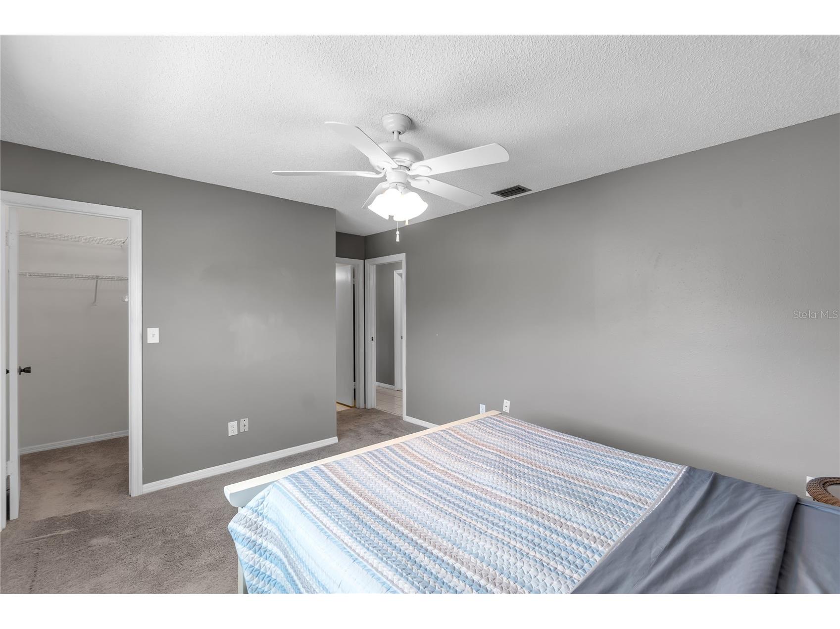 702 Huxley Place Sun City Center FL 33573 A4689086 image13