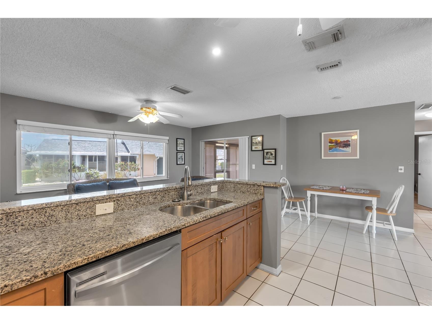 702 Huxley Place Sun City Center FL 33573 A4689086 image9