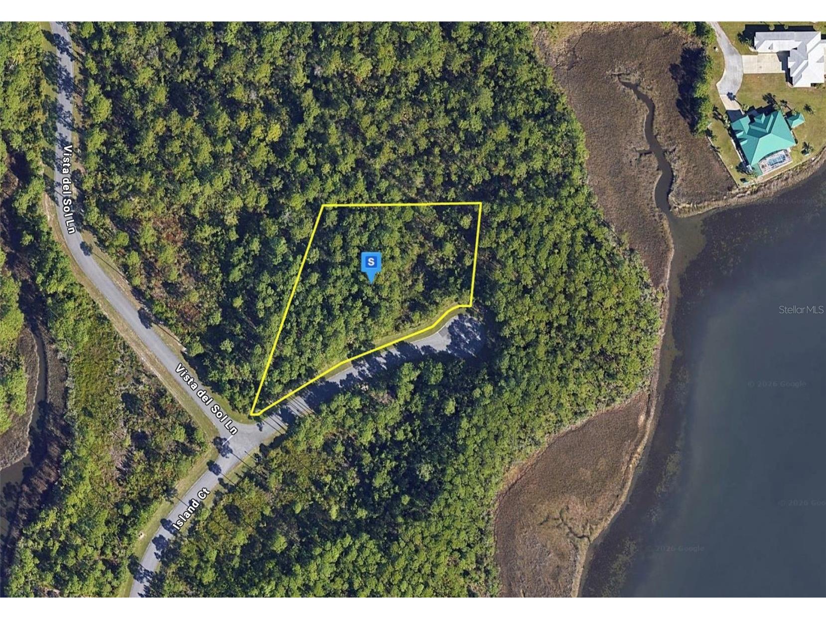 702 Island Court Panama City FL 32404 A4700981 image1