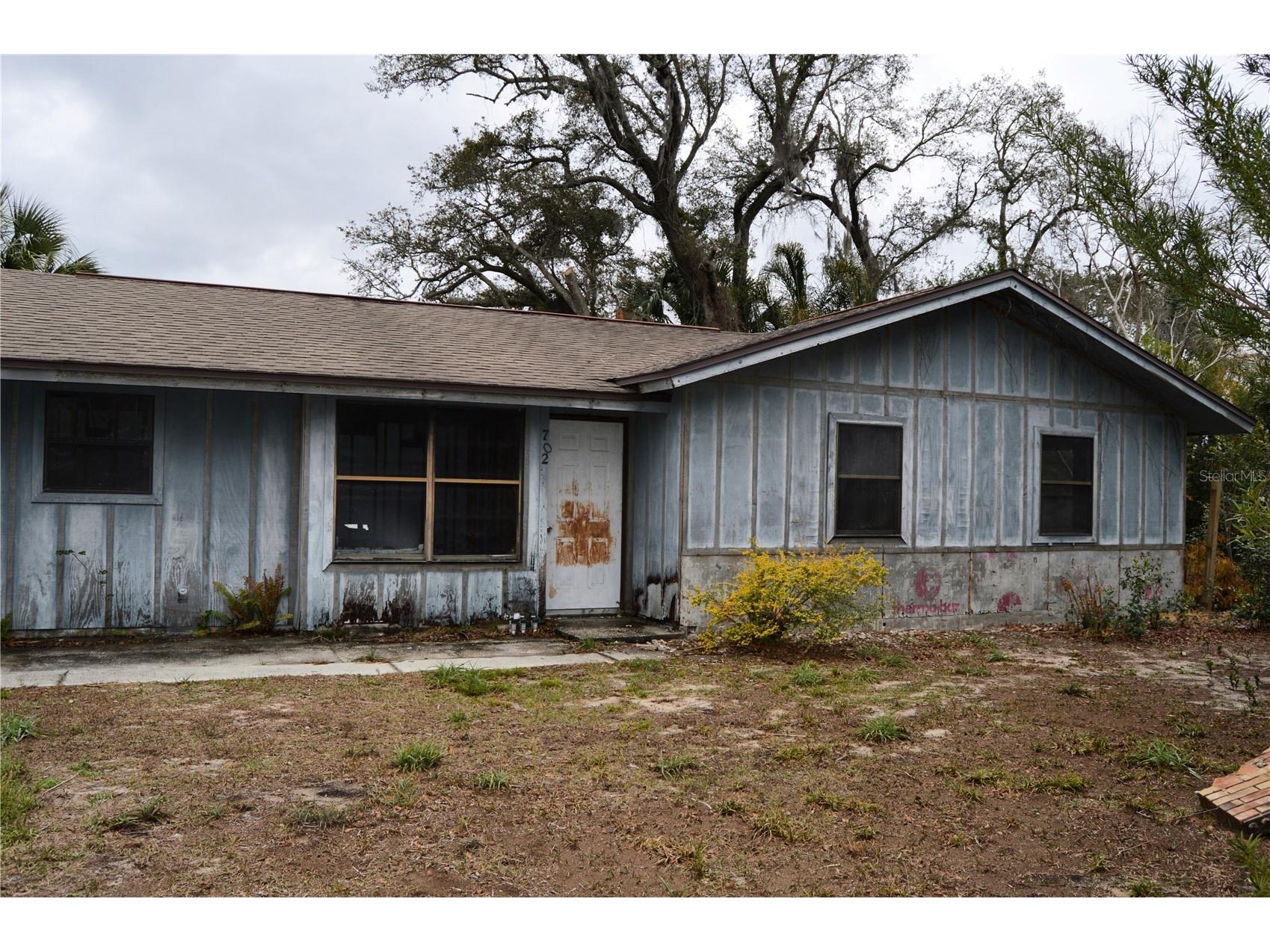 702 James Avenue Fruitland Park FL 34731 G5108383 image1