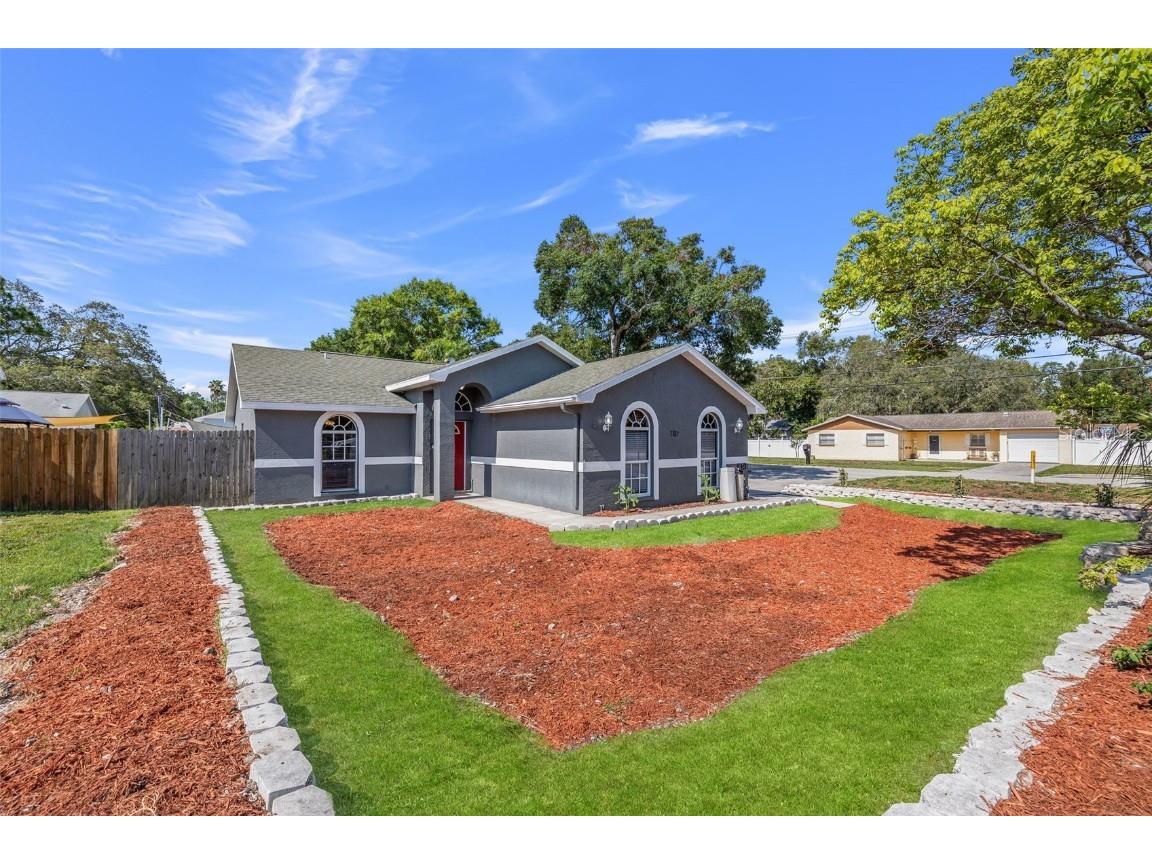 702 Live Oak Street Tarpon Springs FL 34689 U8205371 image1