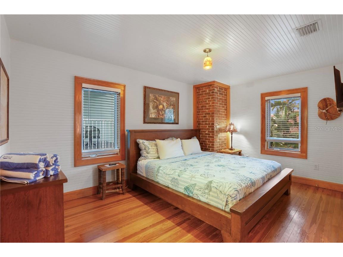 702 Pass A Grille Way Saint Pete Beach FL 33706 TB8364679 image20