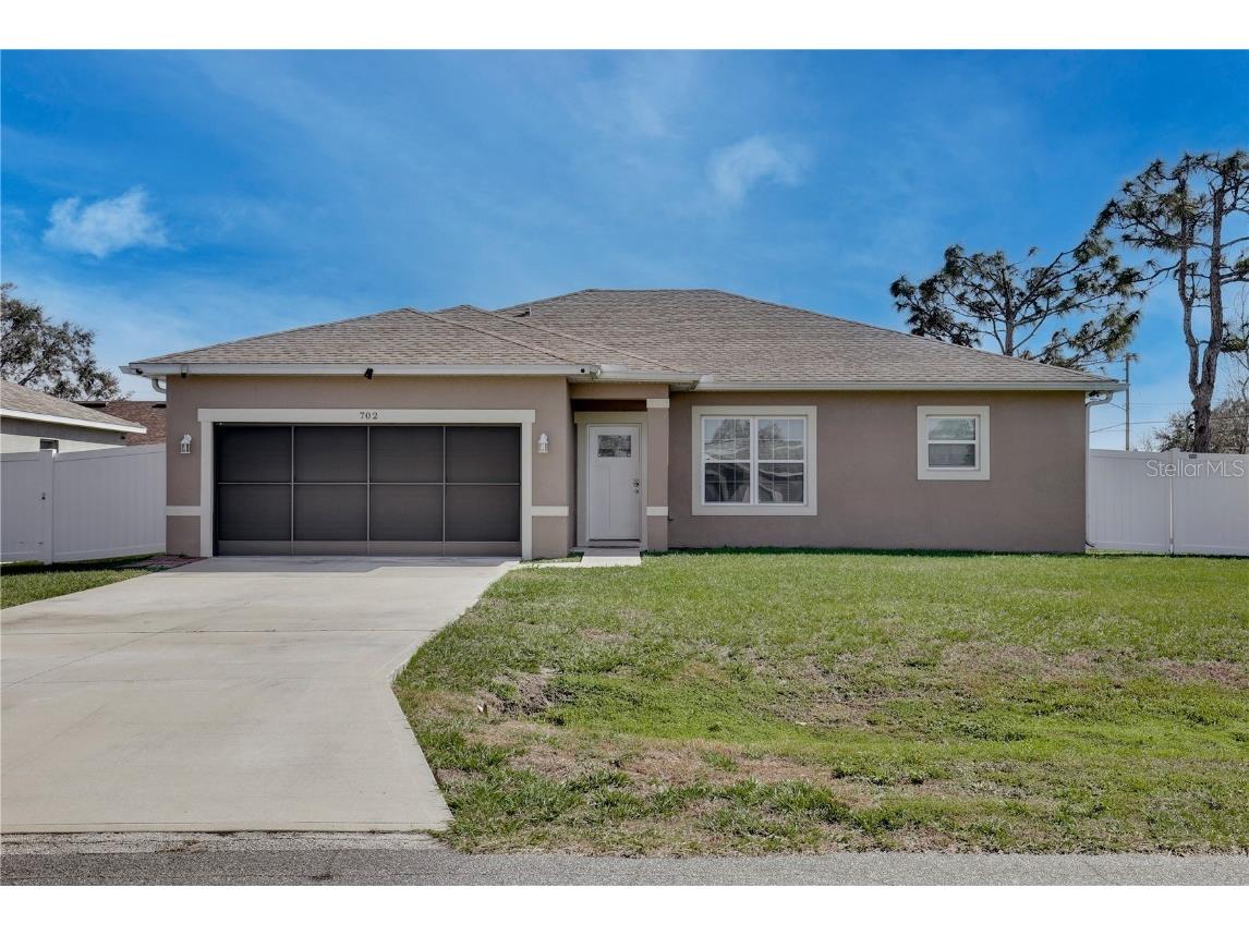 702 Pelican Court Kissimmee FL 34759 O6282419 image1