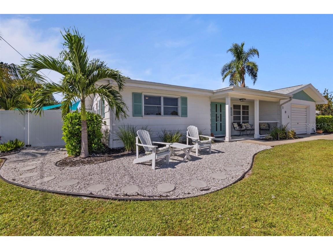 702 Poinciana Road Nokomis FL 34275 C7516298 image1