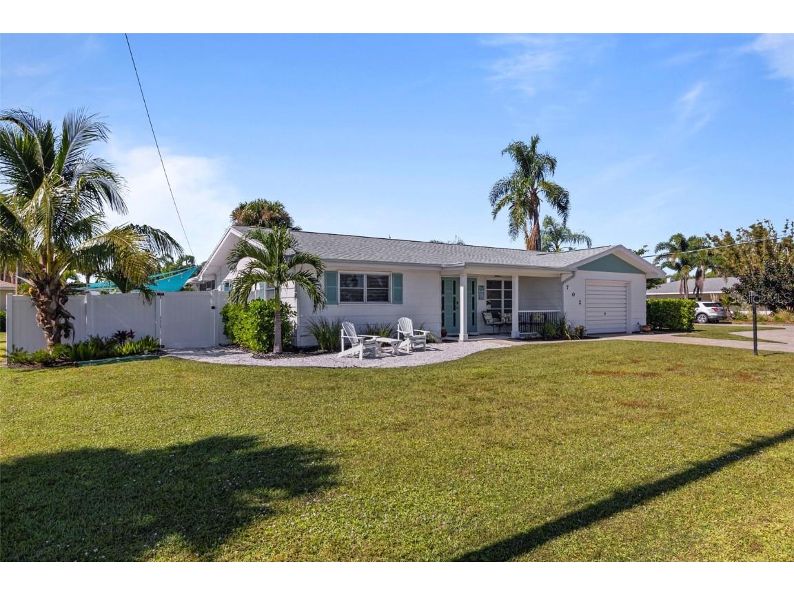 702 Poinciana Road Nokomis FL 34275 C7516298 image30