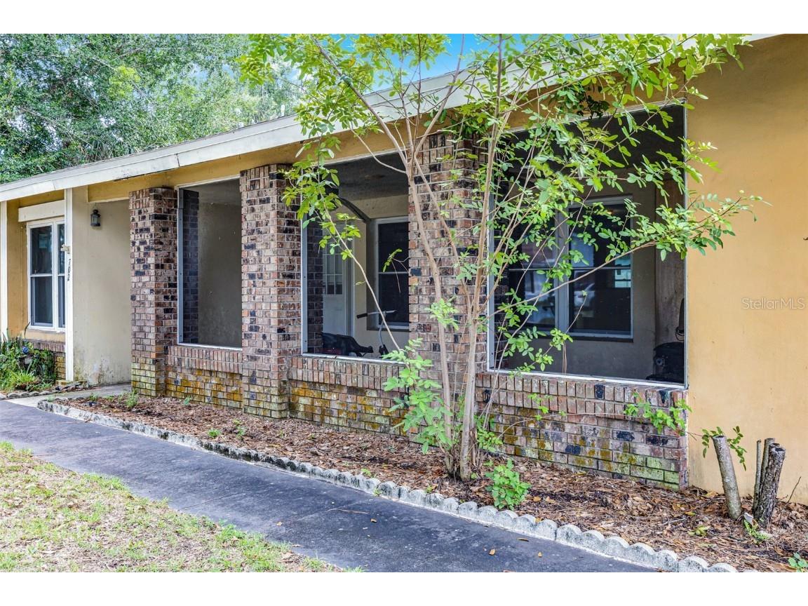 702 Putt Lane Kissimmee FL 34759 S5133109 image1