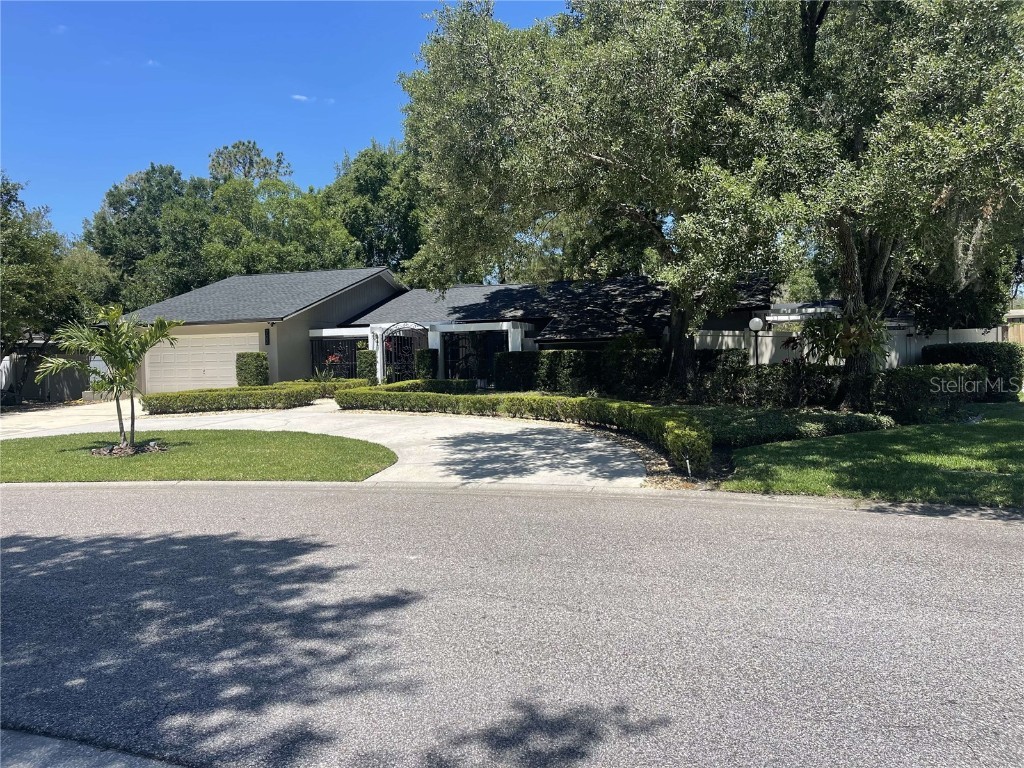 702 Rob Roy Place Tampa FL 33617 T3462853 image1