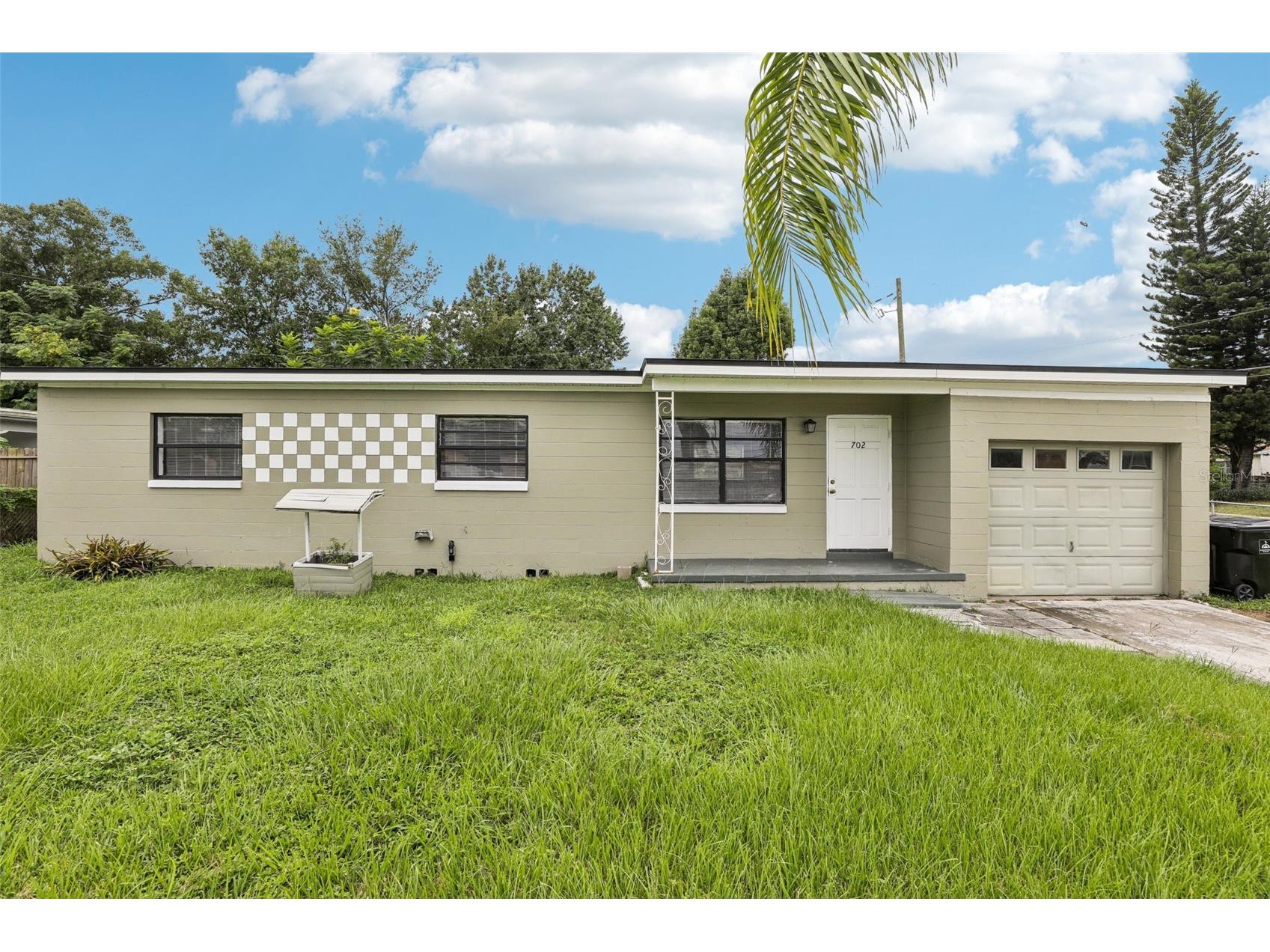 702 S Solandra Drive Orlando FL 32807 O6370125 image1
