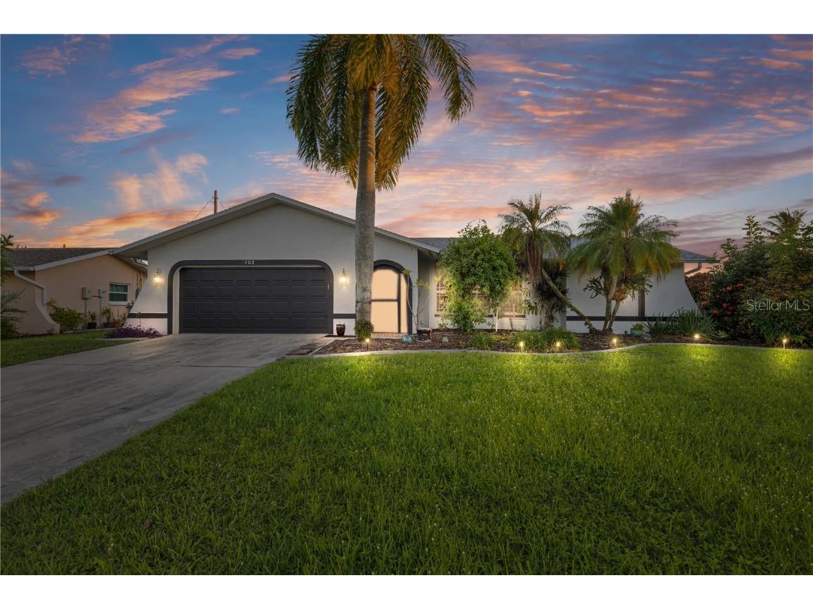 702 SE 36th Street Cape Coral FL 33904 TB8437852 image1