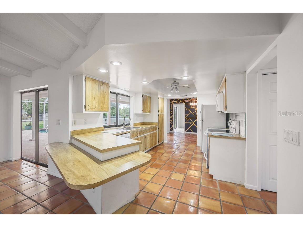 702 SE 36th Street Cape Coral FL 33904 TB8437852 image11