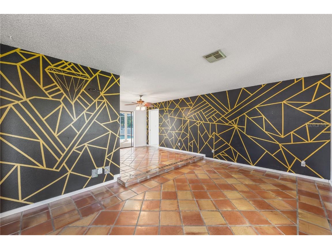 702 SE 36th Street Cape Coral FL 33904 TB8437852 image6