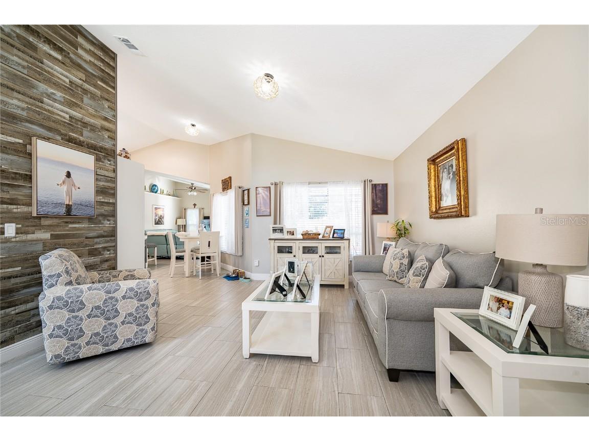 702 Via Bianca Drive Davenport FL 33896 O6361752 image5