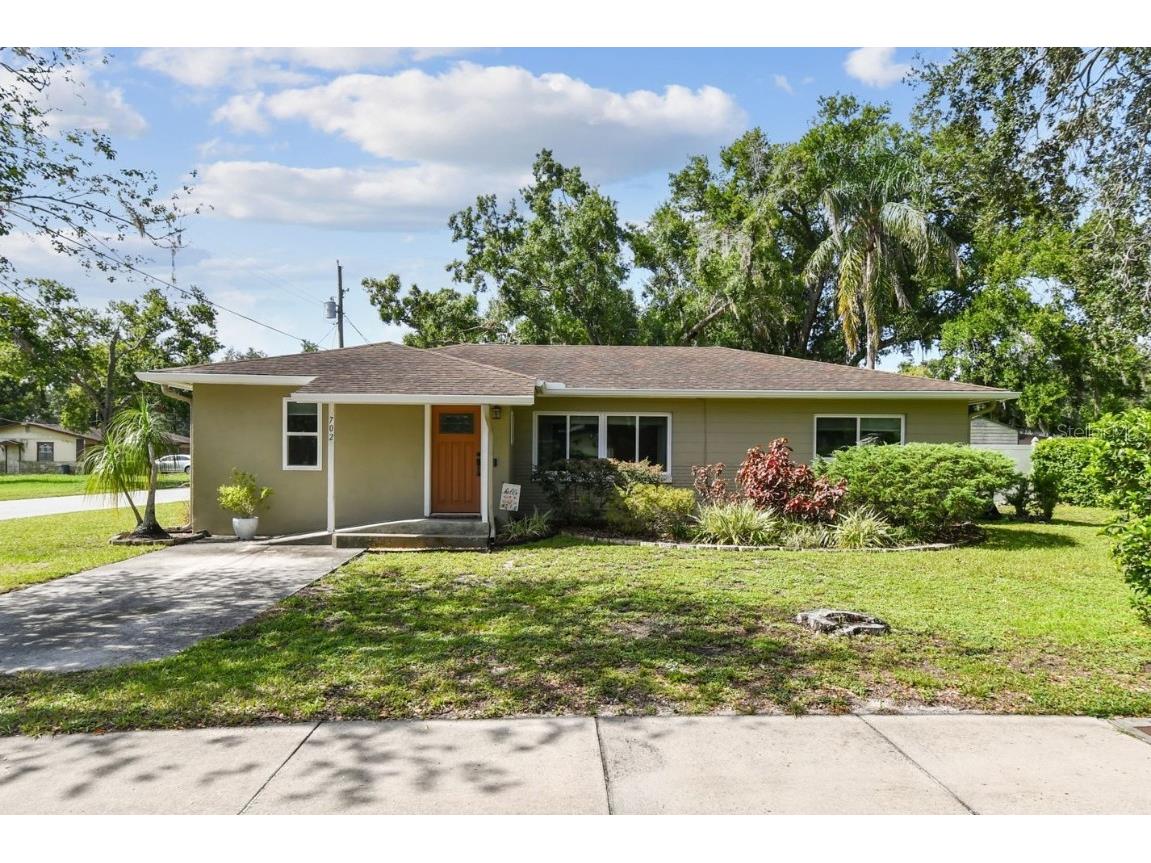 702 W Country Club Drive Tampa FL 33612 TB8407801 image1