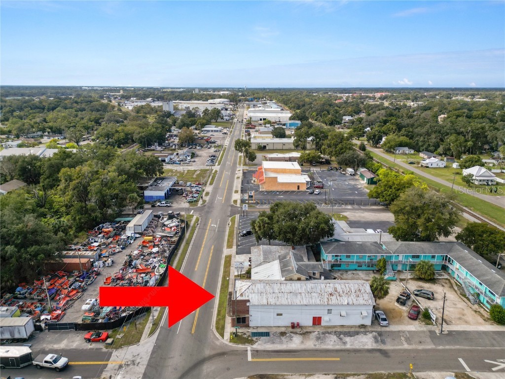 702 W Dr Martin Luther King Jr Boulevard Plant City FL 33563 L4956770 image9