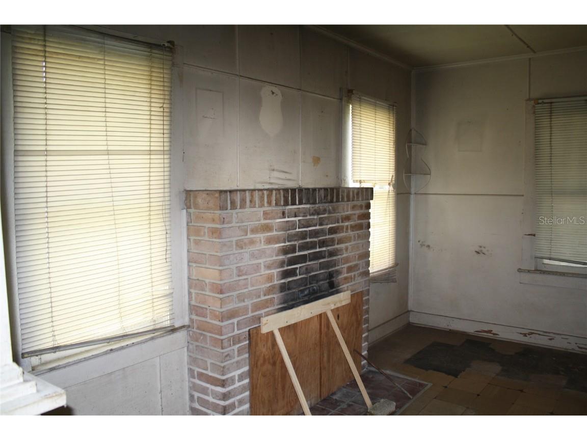 702 W Olympia Avenue Punta Gorda FL 33950 C7497792 image17