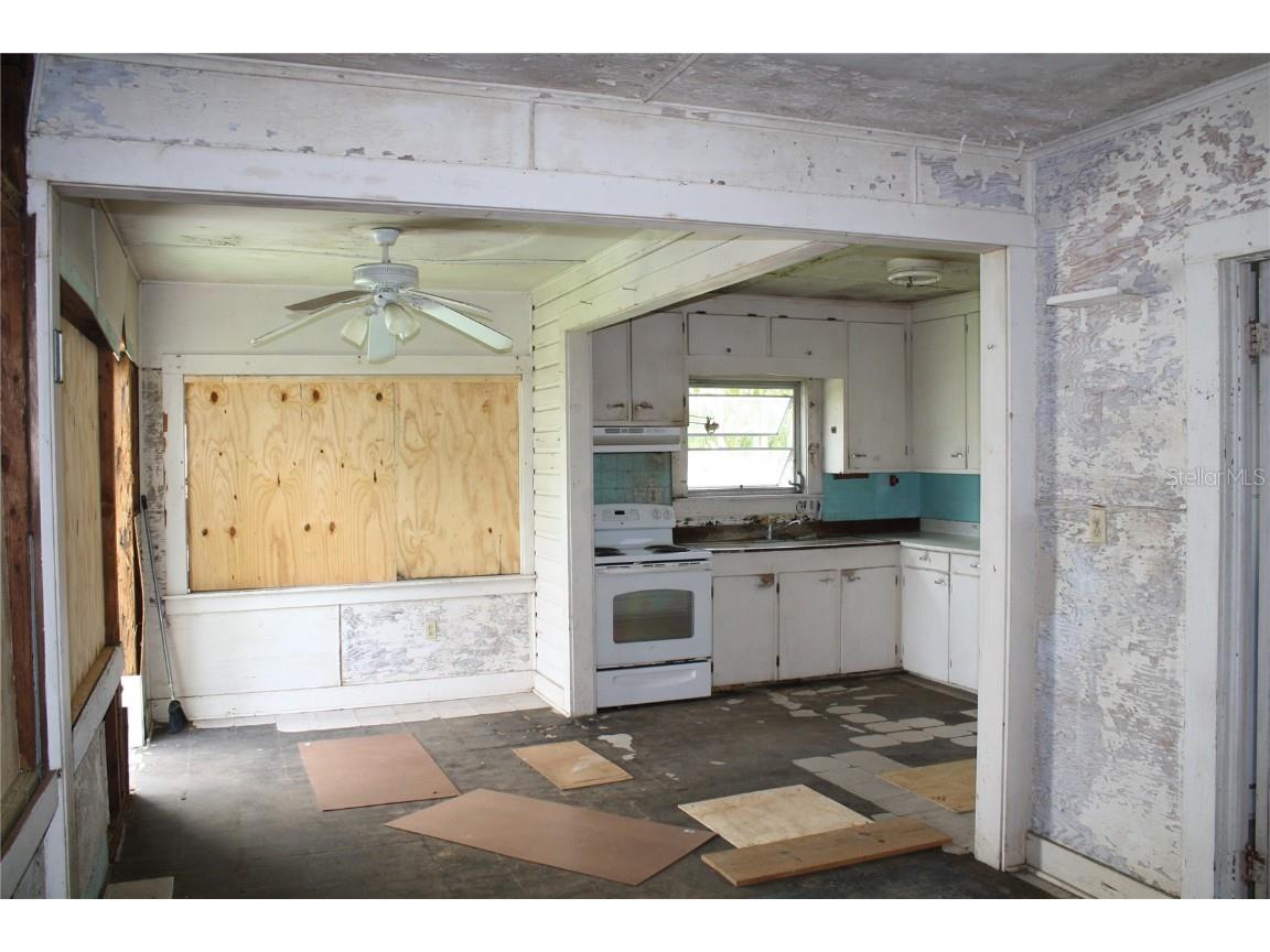 702 W Olympia Avenue Punta Gorda FL 33950 C7497792 image29