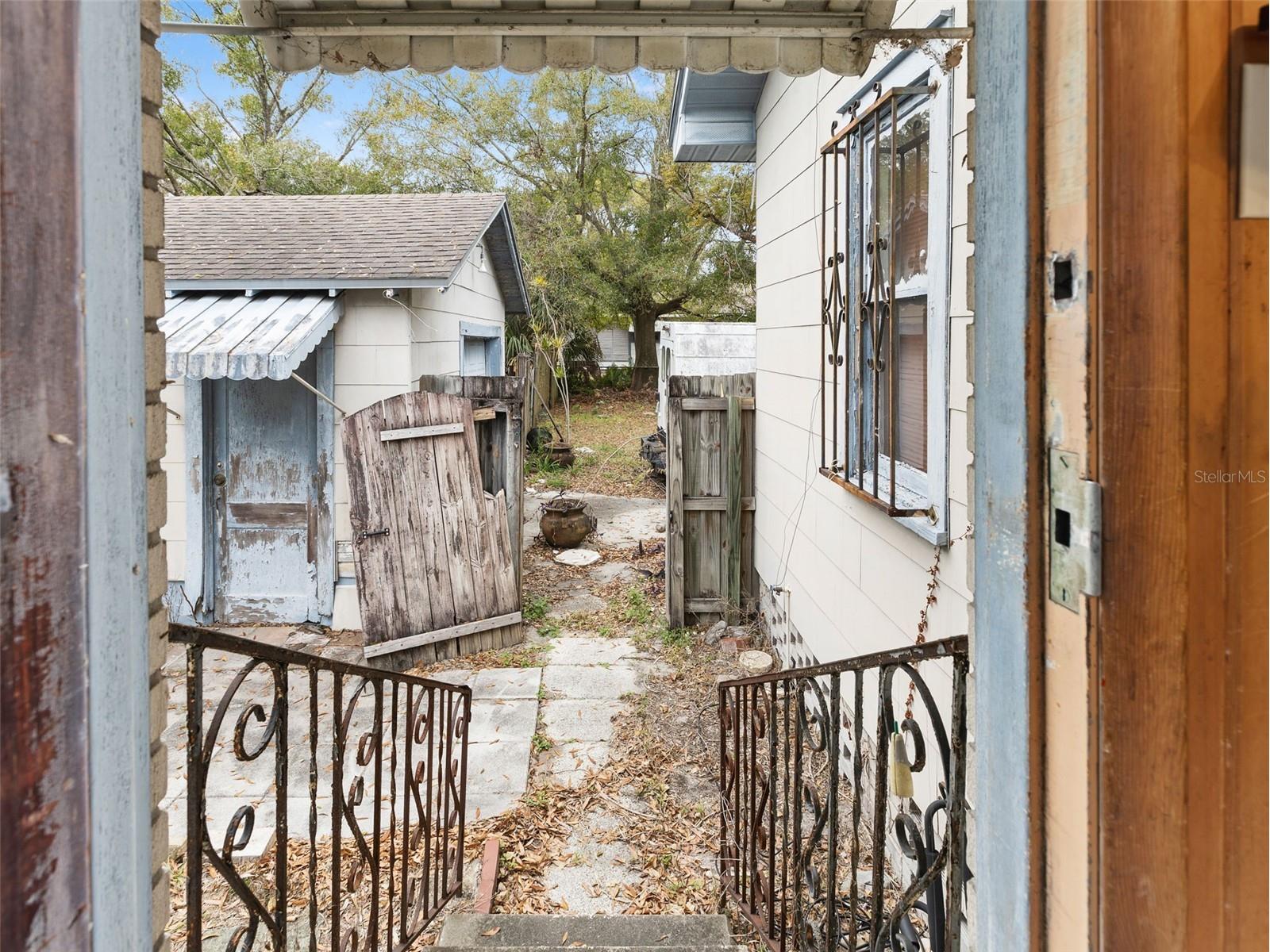 702 W Virginia Avenue Tampa FL 33603 TB8471134 image23