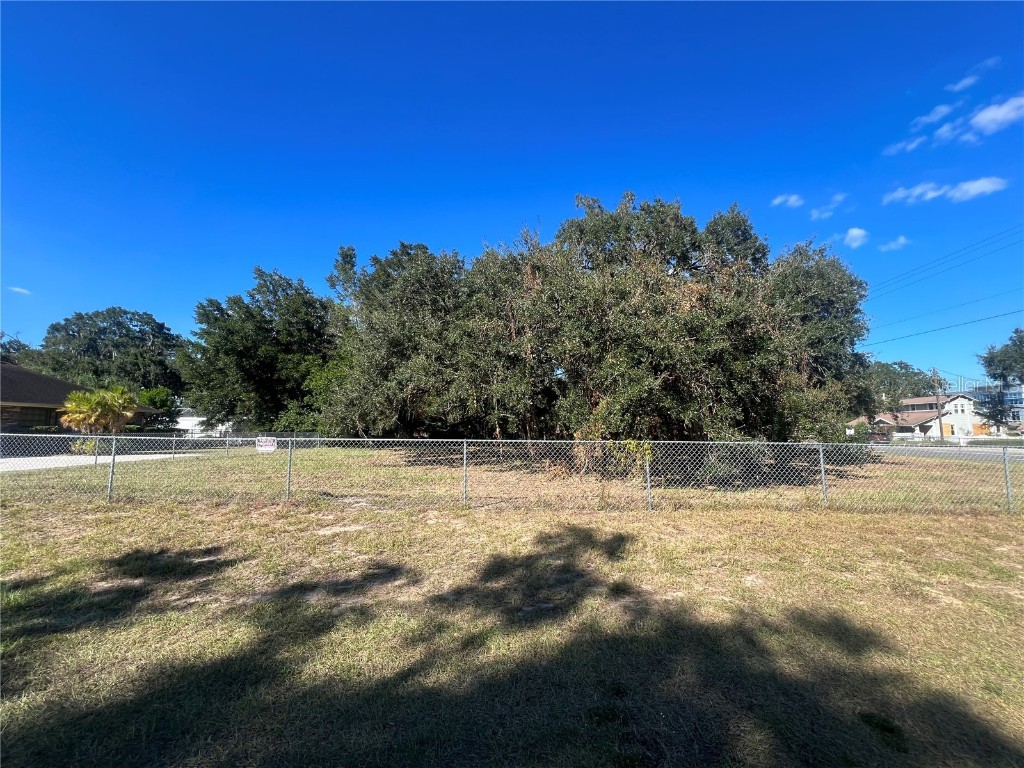 702 Westwood Dr Brandon FL 33511 O6153459 image1