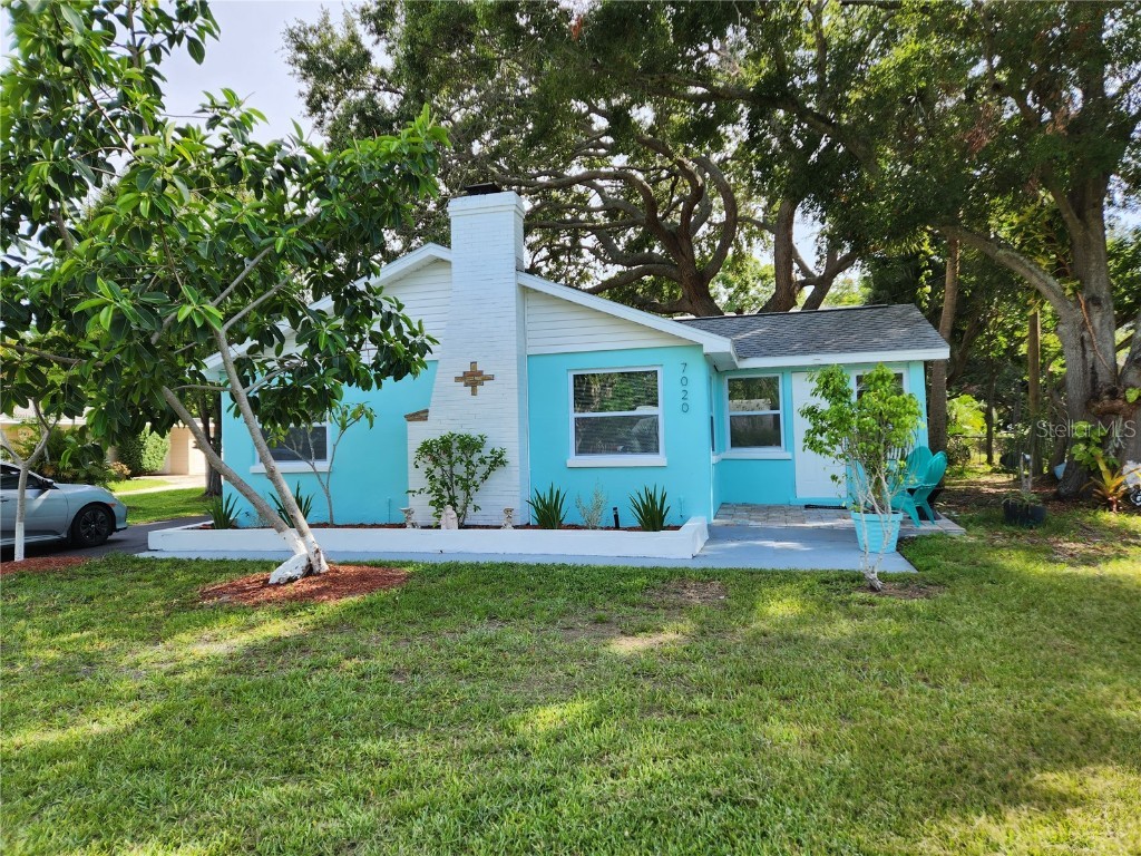 7020 Hibiscus Avenue S South Pasadena FL 33707 U8210347 image1