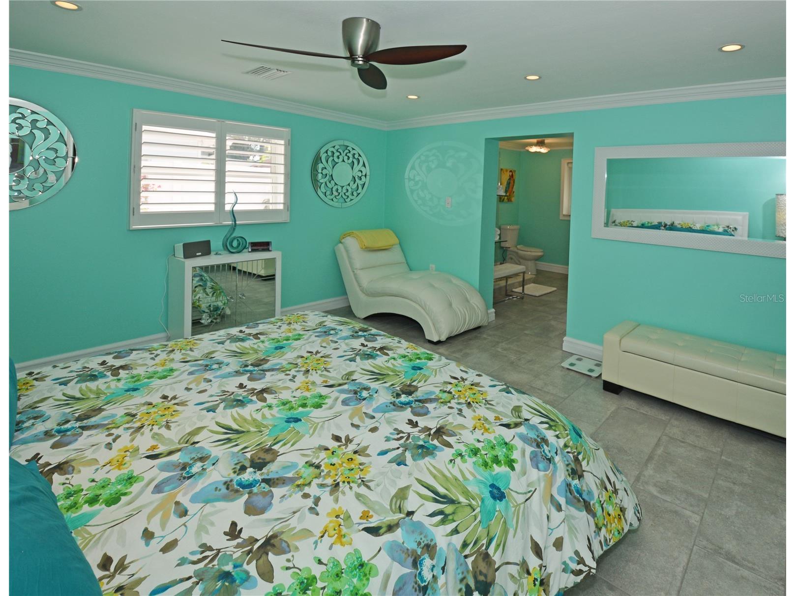 7020 Mango Avenue S Saint Petersburg FL 33707 TB8517708 image32