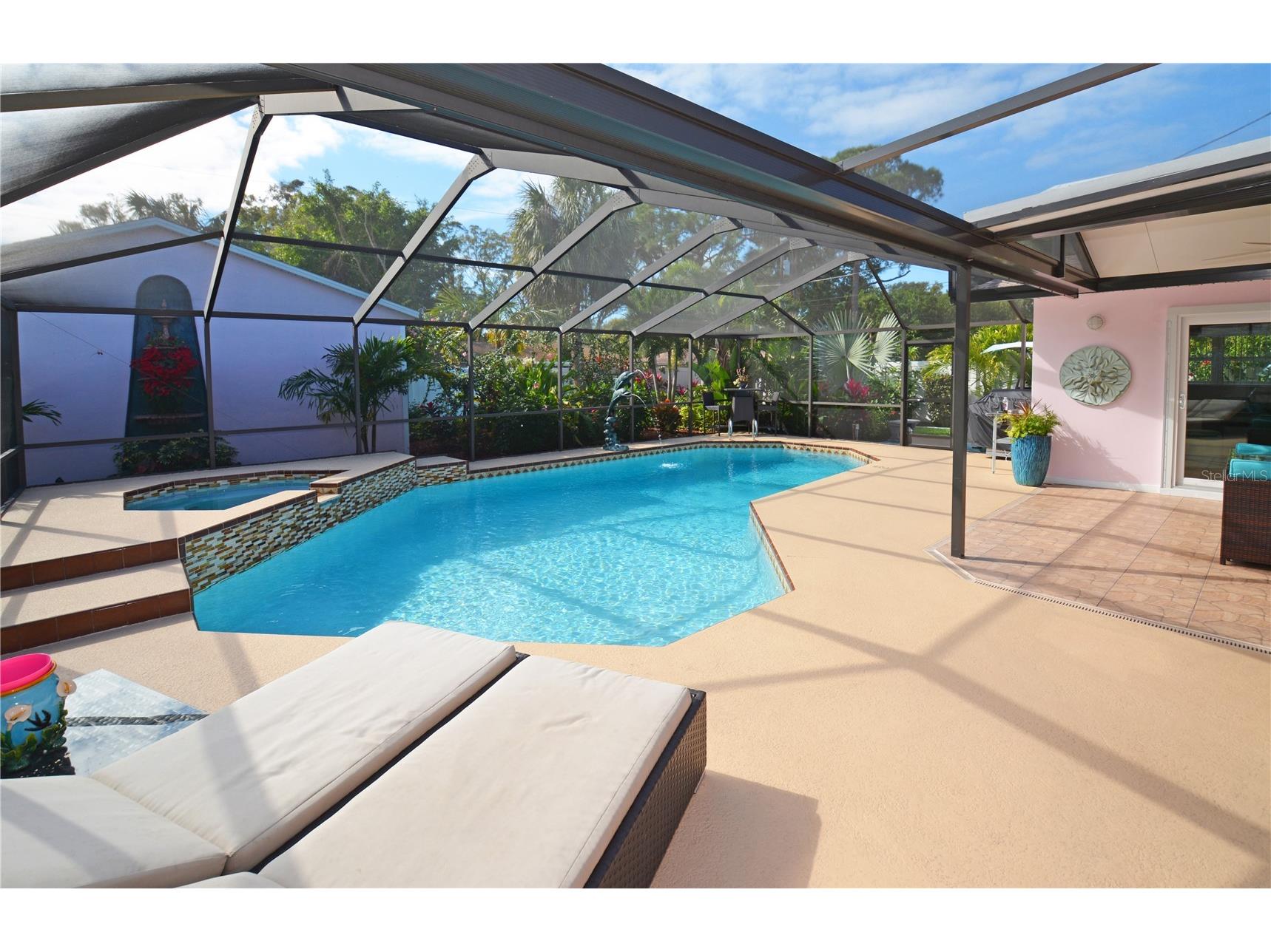7020 Mango Avenue S Saint Petersburg FL 33707 TB8517708 image45