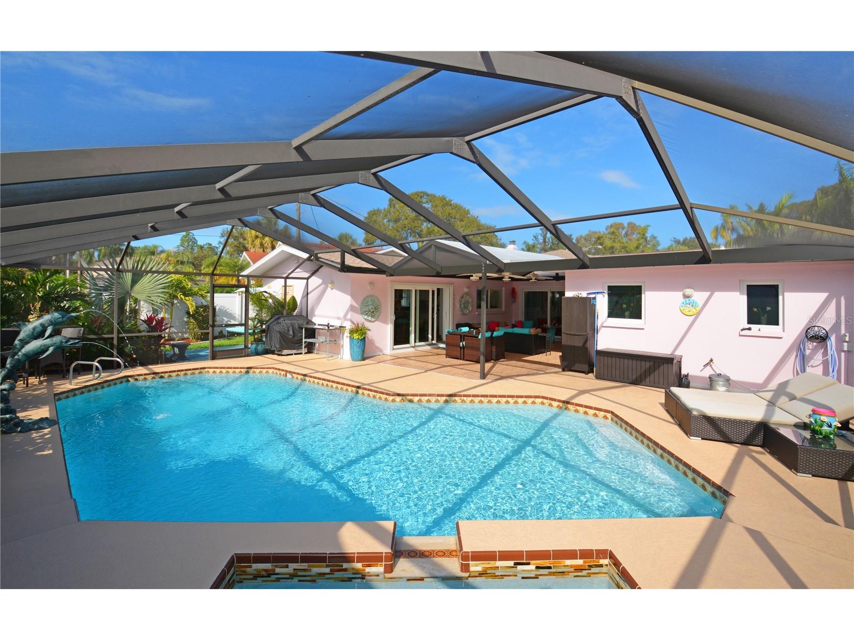 7020 Mango Avenue S Saint Petersburg FL 33707 TB8517708 image46