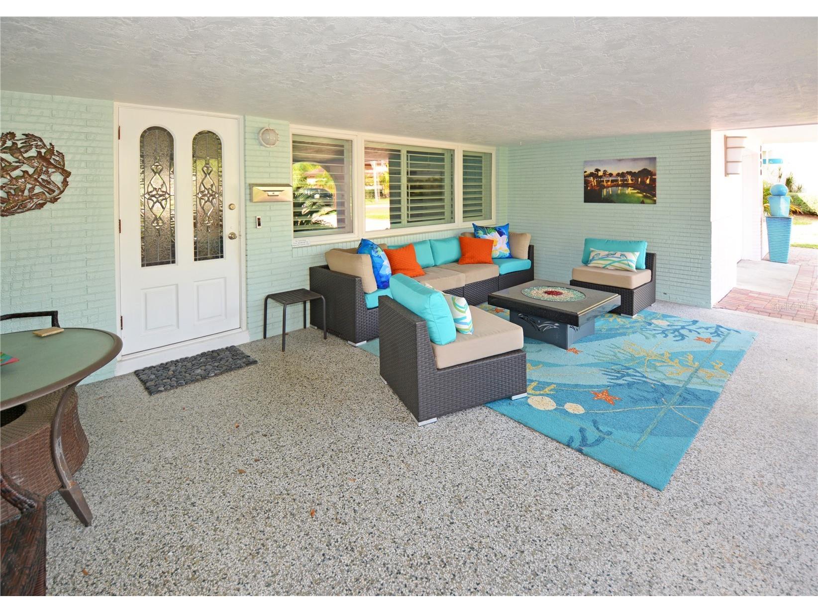 7020 Mango Avenue S Saint Petersburg FL 33707 TB8517708 image5