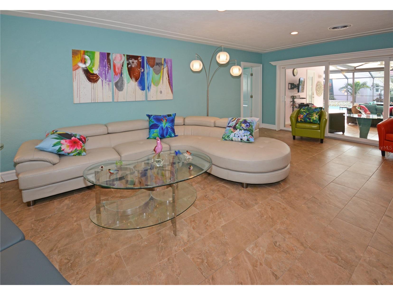7020 Mango Avenue S Saint Petersburg FL 33707 TB8517708 image7