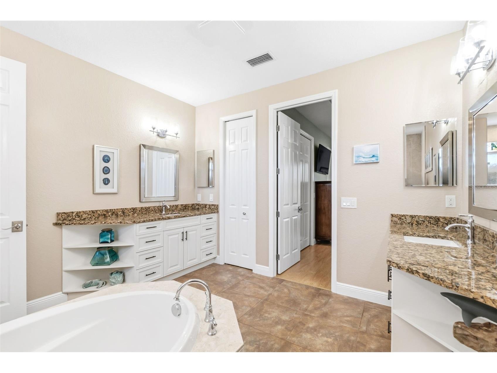 7020 Scrub Jay Drive Sarasota FL 34241 A4681253 image34