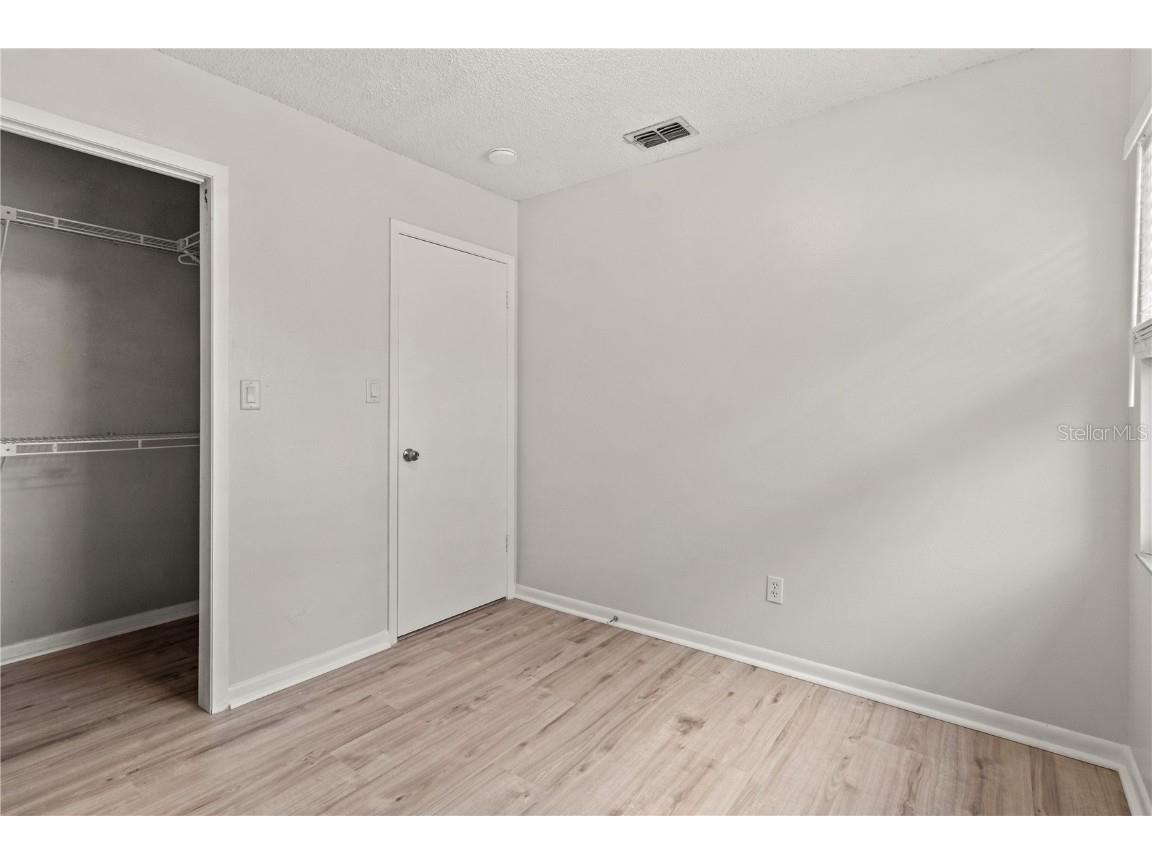 7021 Blossom Avenue Tampa FL 33614 TB8450624 image20