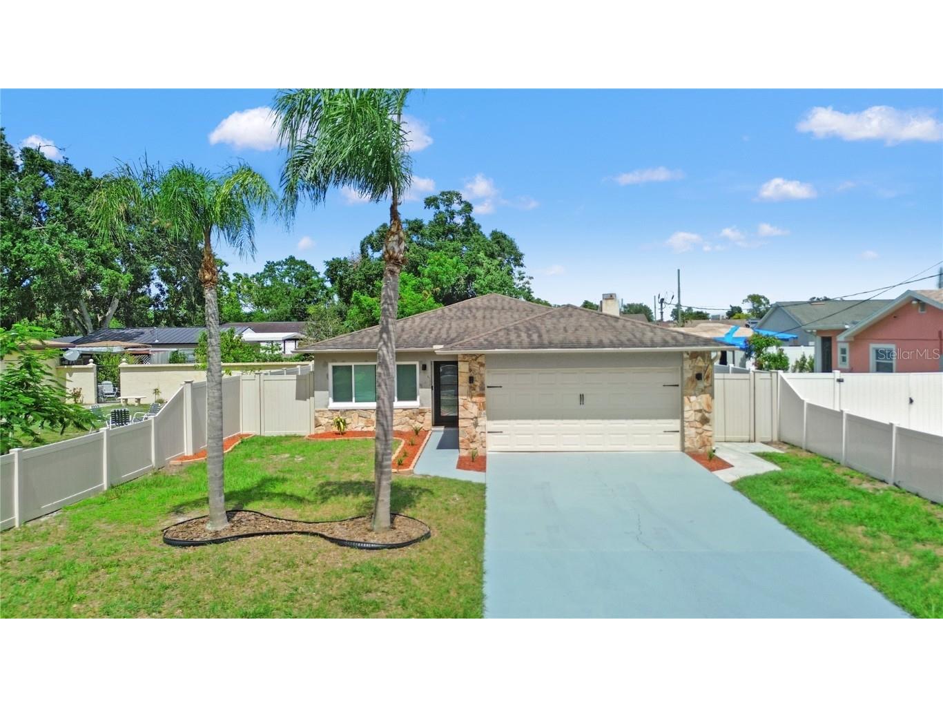 7021 Blossom Avenue Tampa FL 33614 TB8450652 image2
