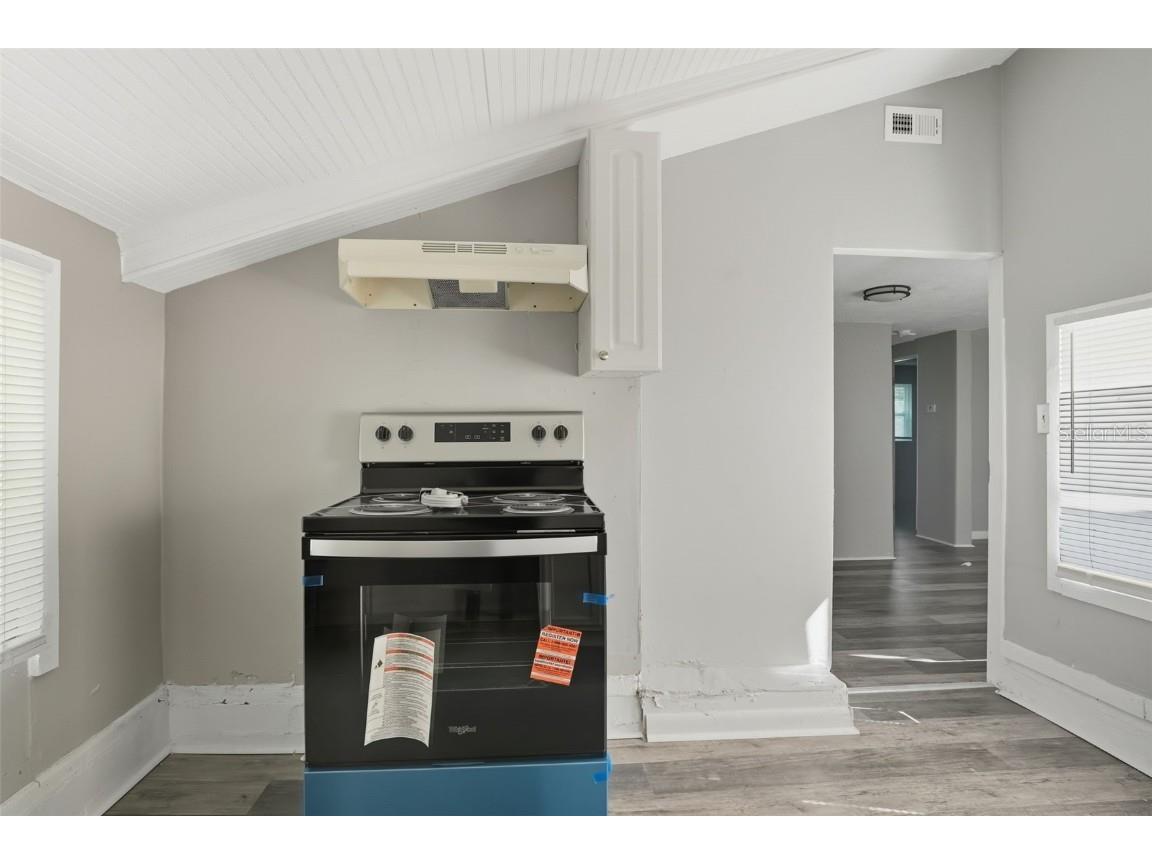 7021 Hudson Avenue Hudson FL 34667 W7880313 image10